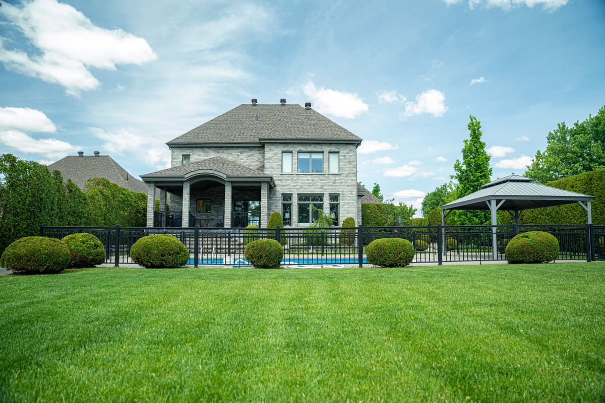 ENTRETIEN PAYSAGER 1